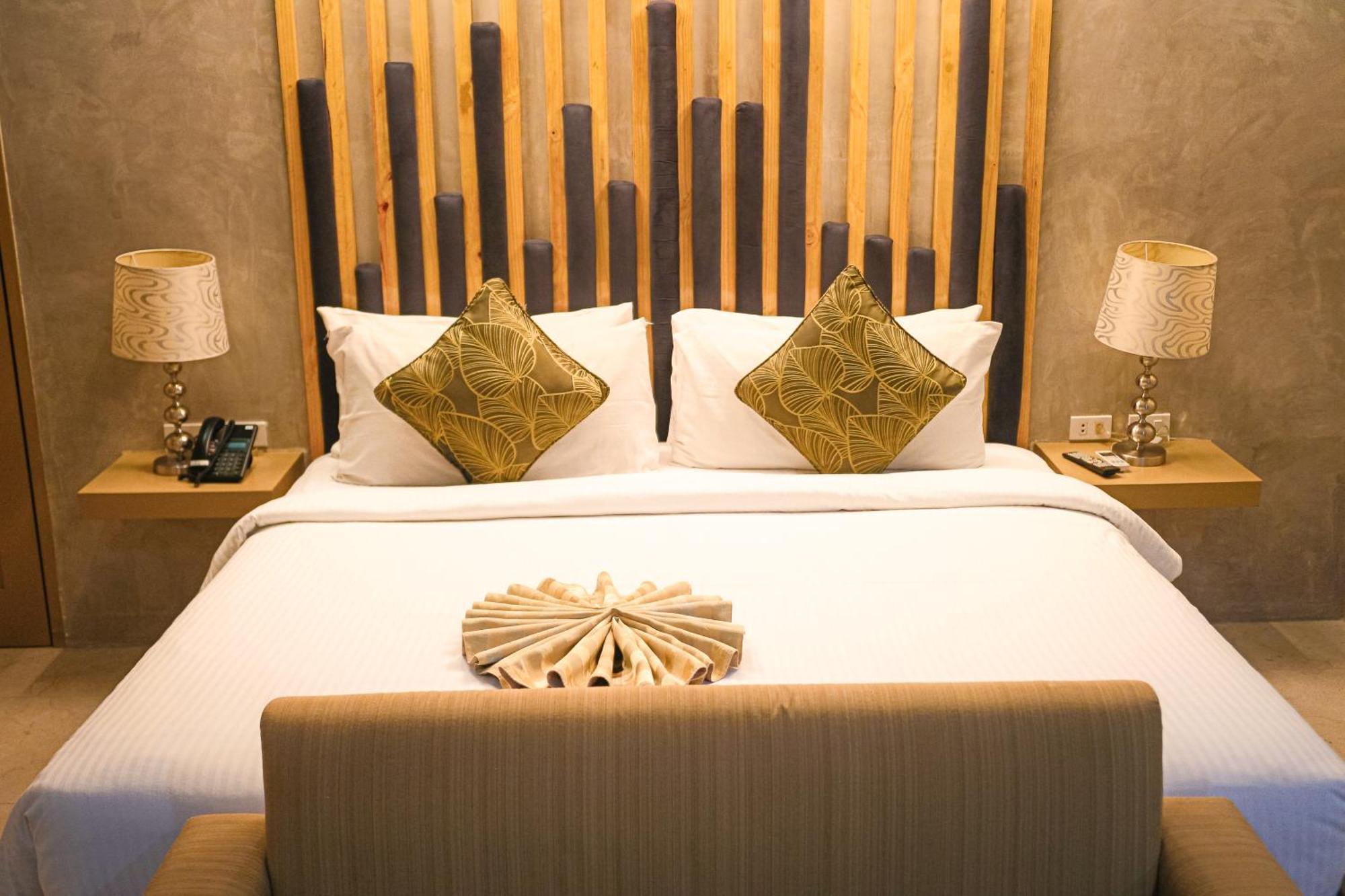 Azzurro Hotel อังเฮเลส ภายนอก รูปภาพ