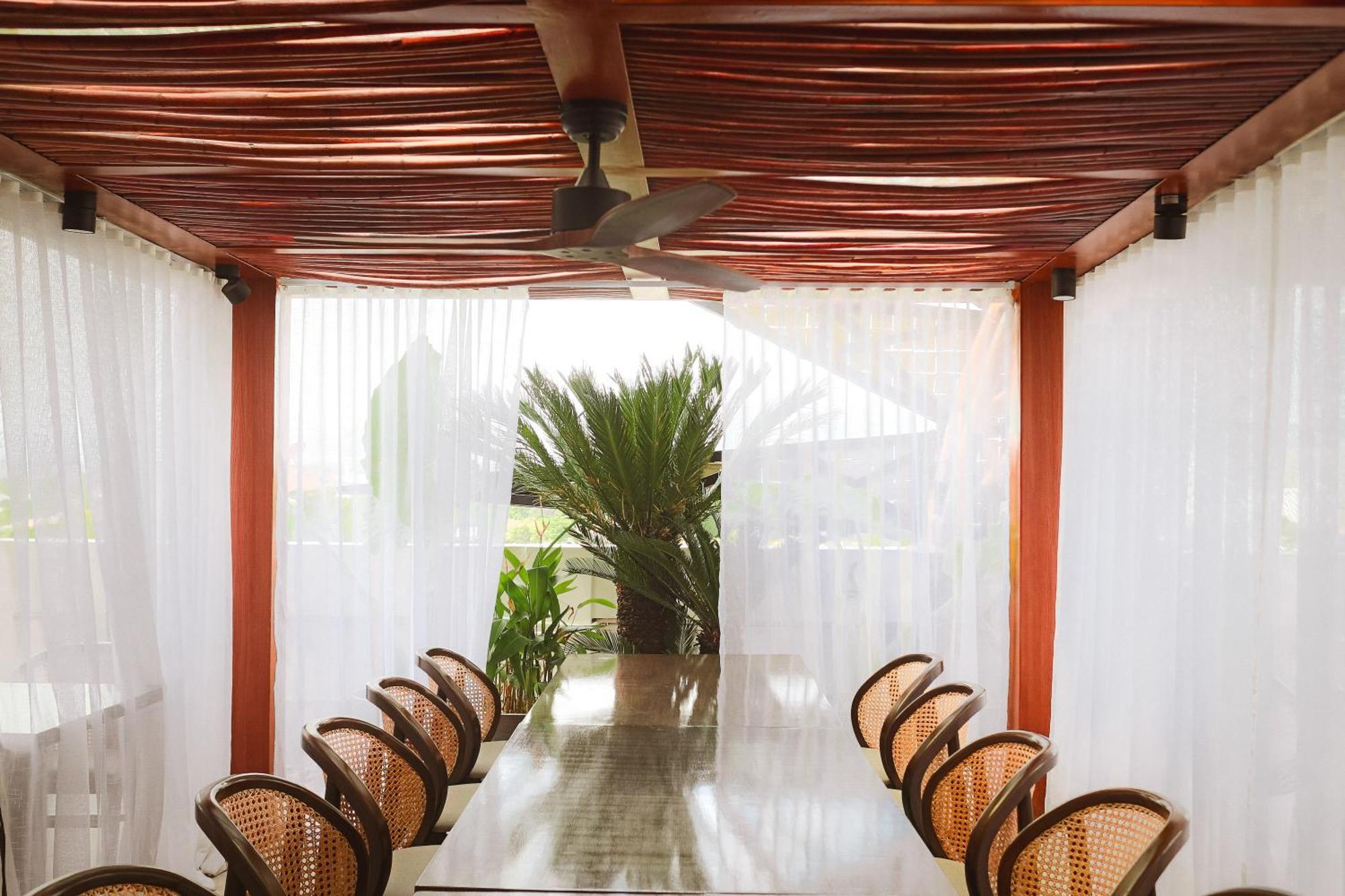 Azzurro Hotel อังเฮเลส ภายนอก รูปภาพ