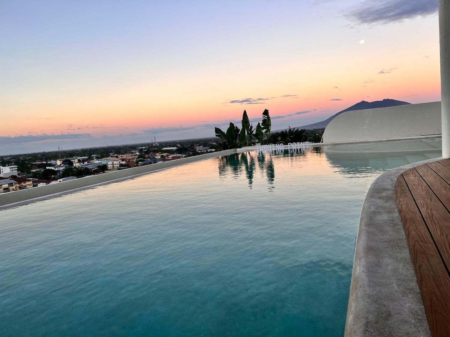 Azzurro Hotel อังเฮเลส ภายนอก รูปภาพ