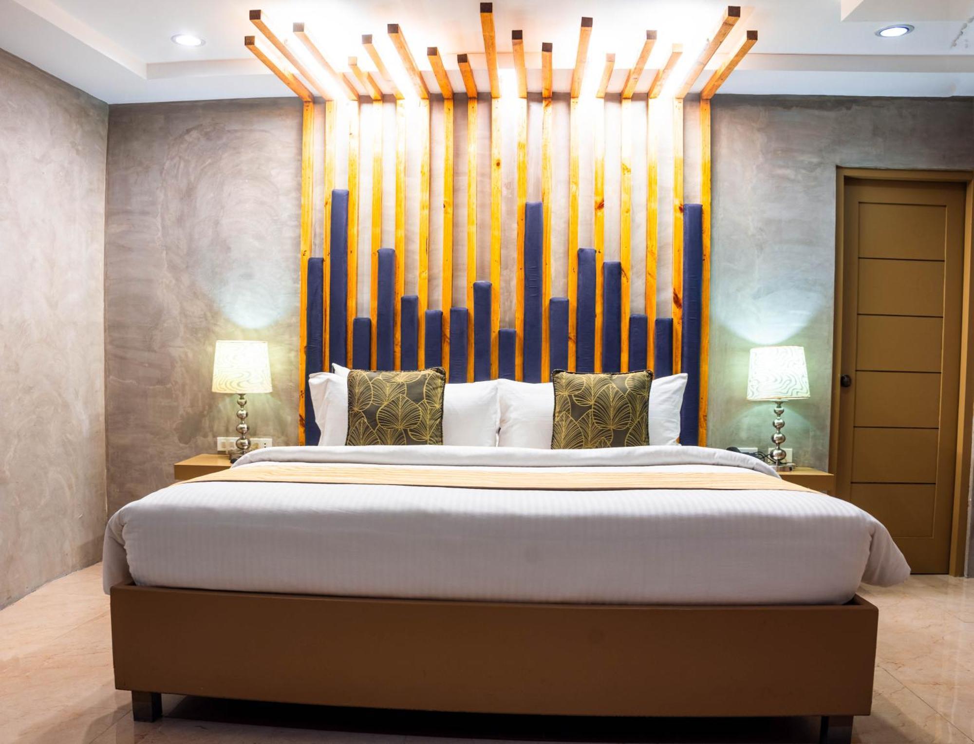 Azzurro Hotel อังเฮเลส ภายนอก รูปภาพ