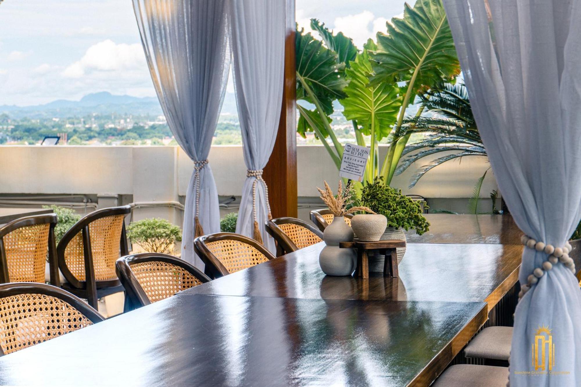 Azzurro Hotel อังเฮเลส ภายนอก รูปภาพ