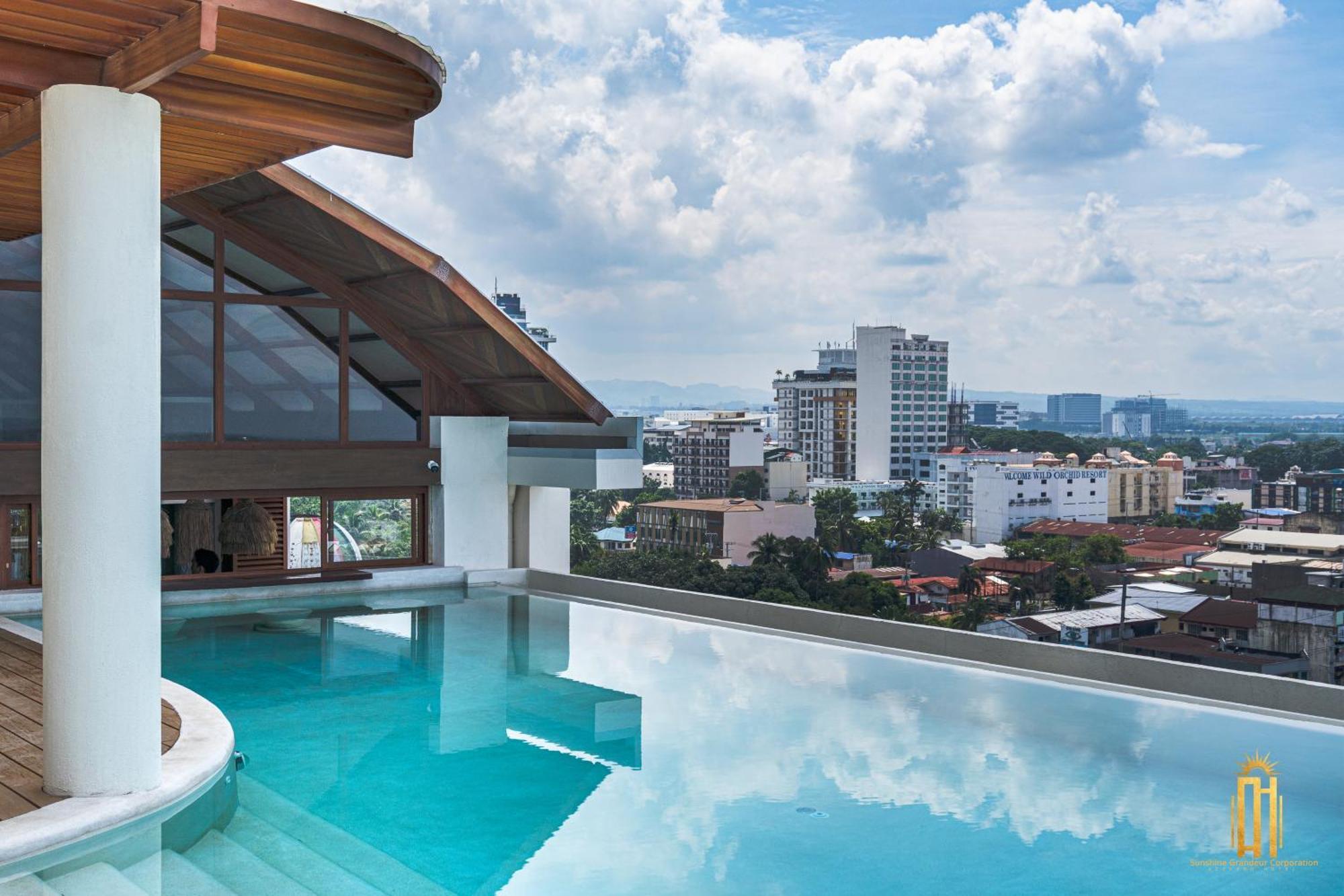 Azzurro Hotel อังเฮเลส ภายนอก รูปภาพ