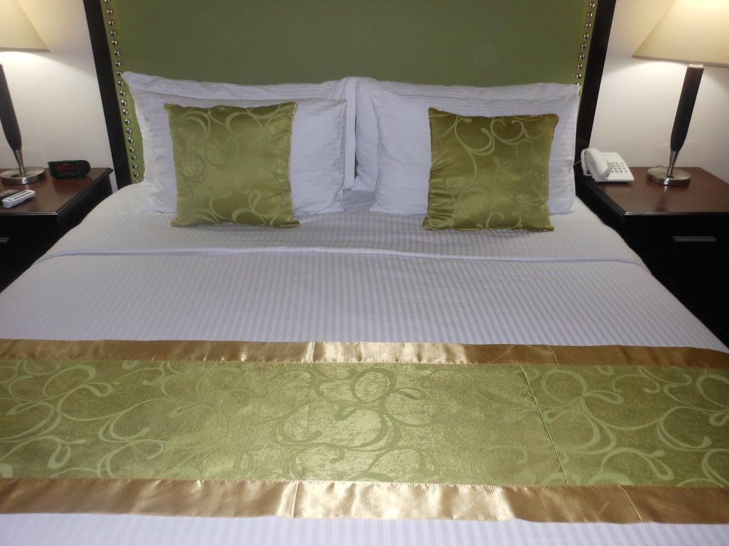 Azzurro Hotel อังเฮเลส ห้อง รูปภาพ