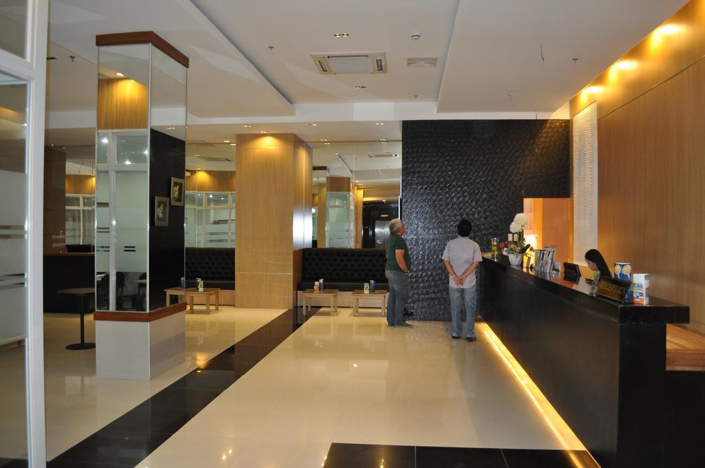 Azzurro Hotel อังเฮเลส ภายนอก รูปภาพ